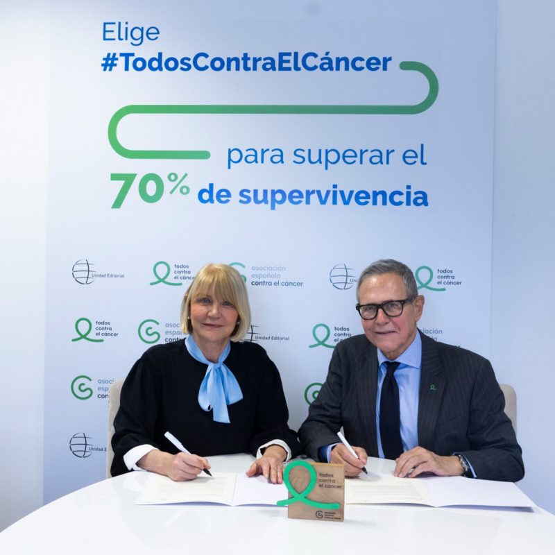 Unidad Editorial firma el acuerdo con Todos Contra el Cáncer